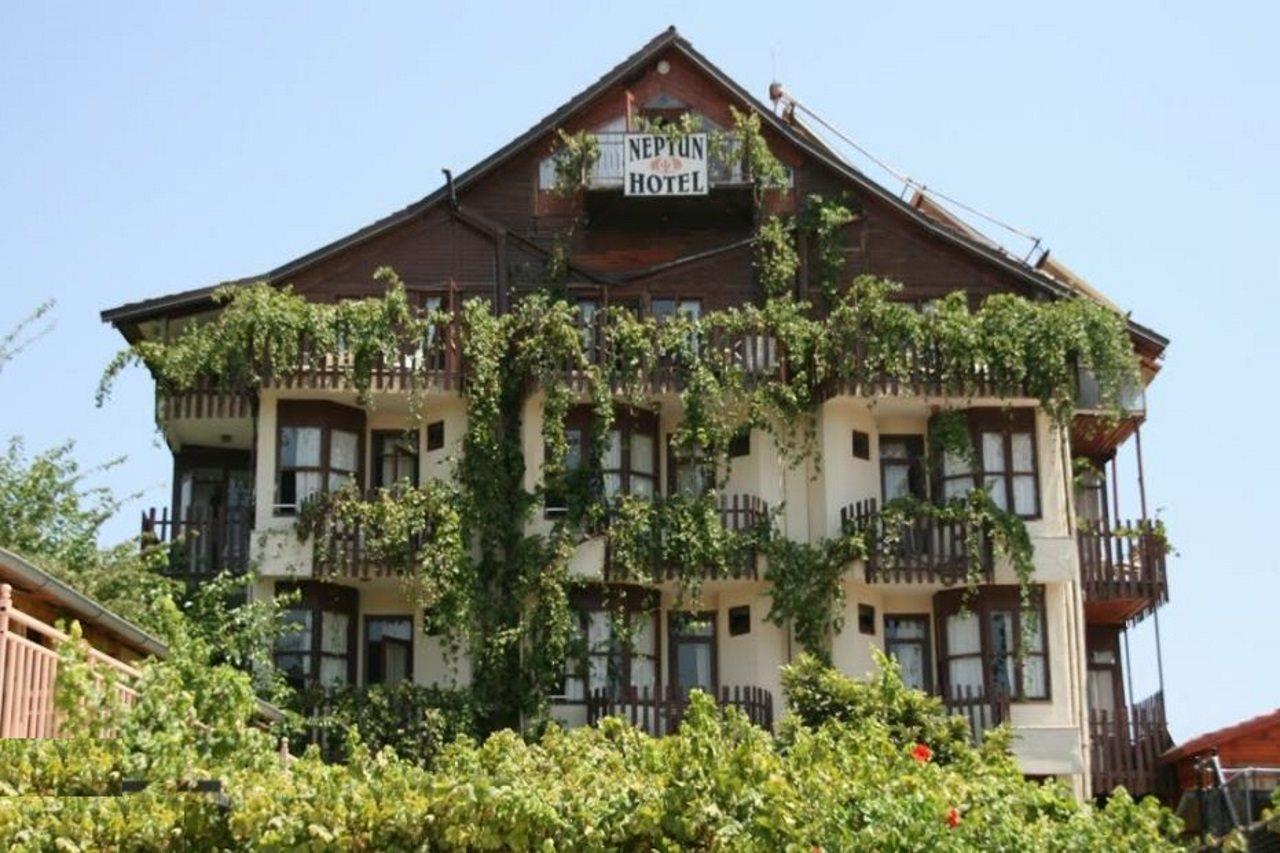 Neptun Hotel Side Eksteriør billede